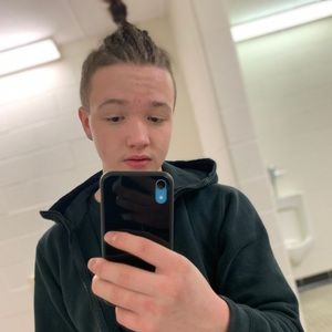 Meet your Posher, Jason